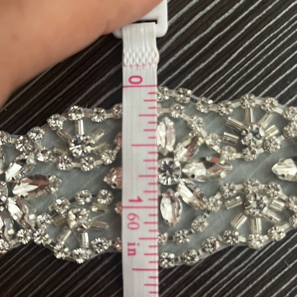 👰🏻♀️Latest Tulle Wedding Sash With Rhinestone - Picture 5 of 8